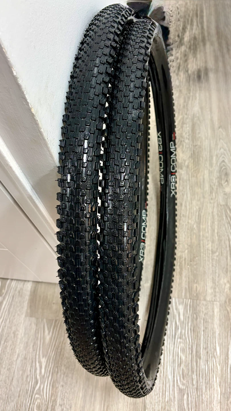 Bontrager XR3 Comp 29 x 2.20 Tires (Pair) - photo 4