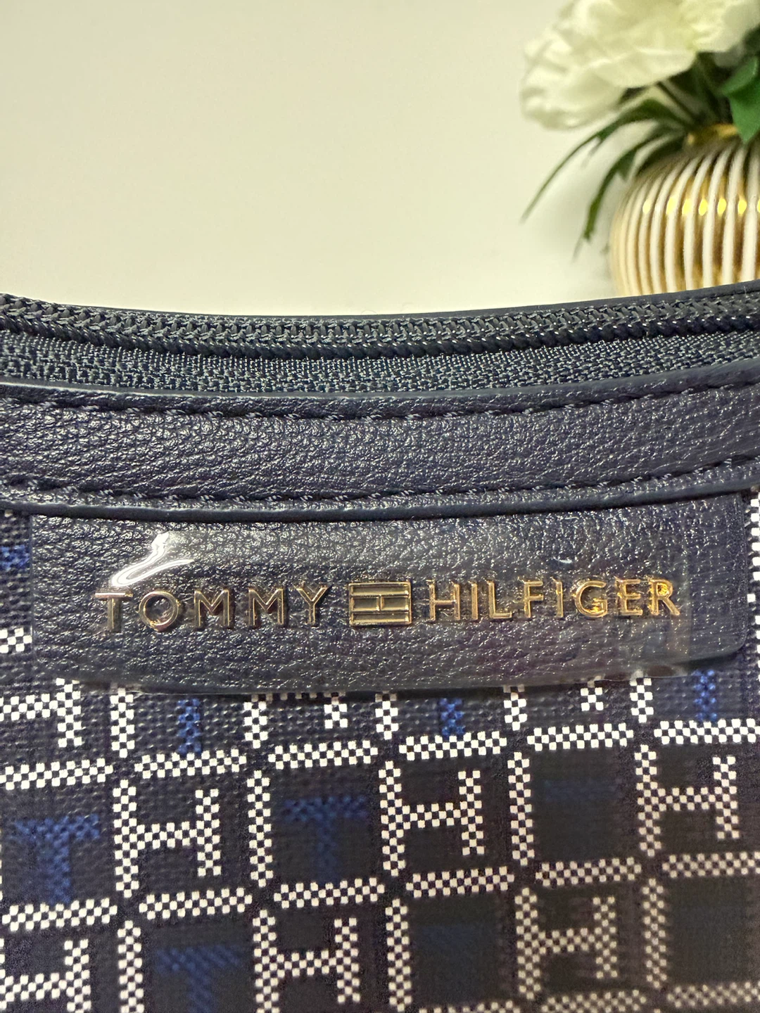 Tommy Hilfiger Shoulder Bag - photo 5
