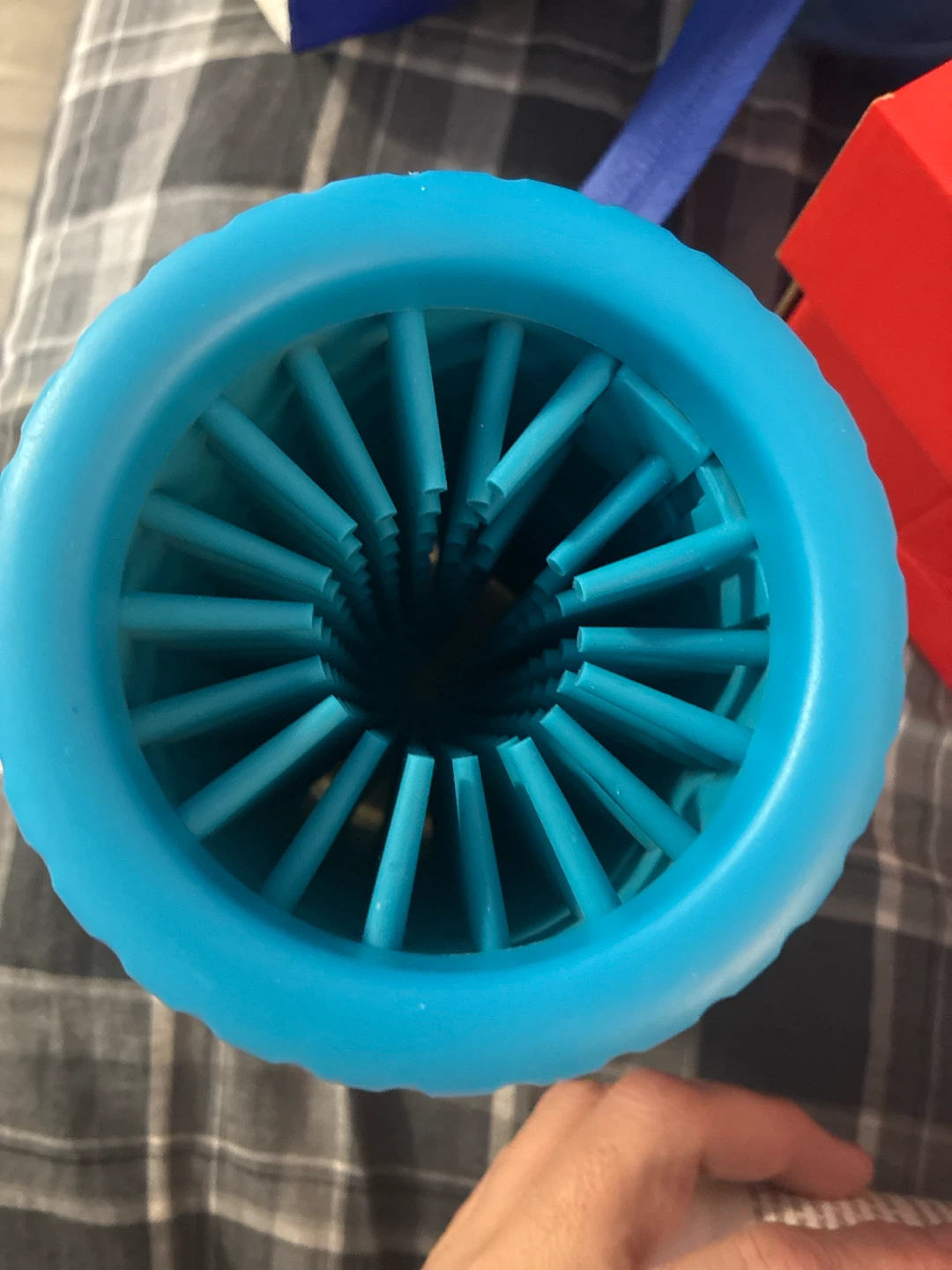 MudBuster Dog Paw Cleaner - photo 2