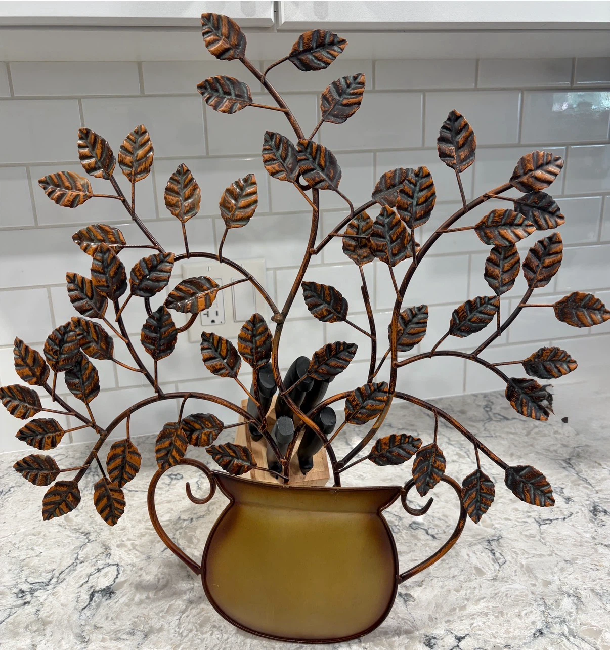 Rustic Metal Wall Art Vase with Leaves - Wrought Iron Style - photo 2
