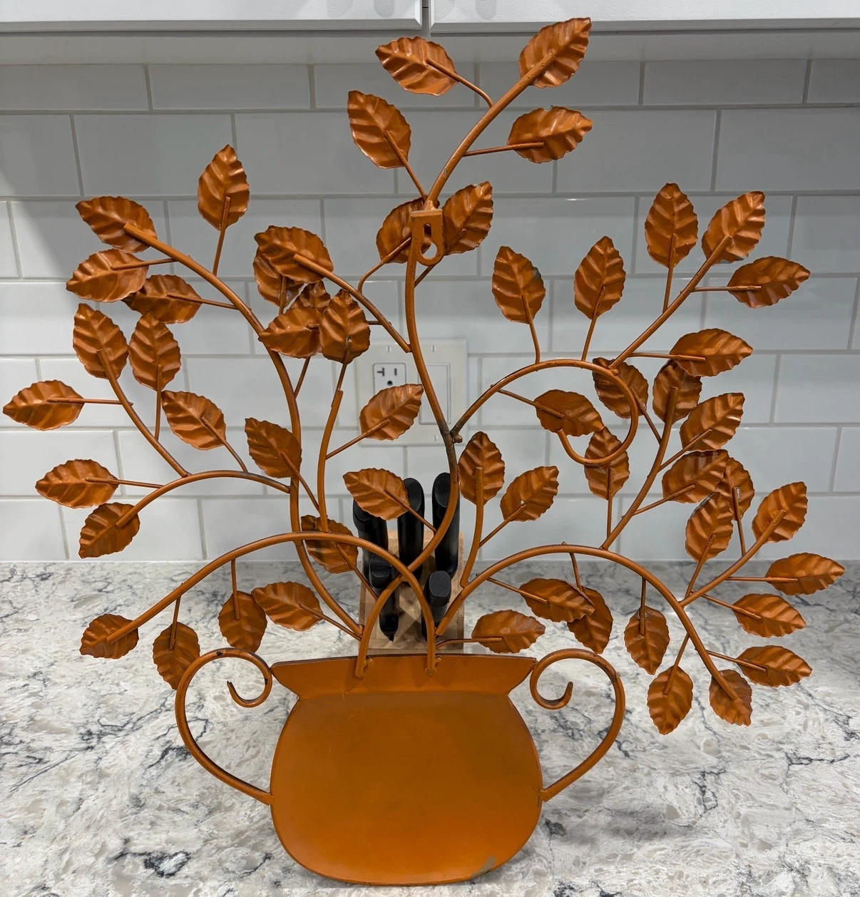 Rustic Metal Wall Art Vase with Leaves - Wrought Iron Style - photo 3