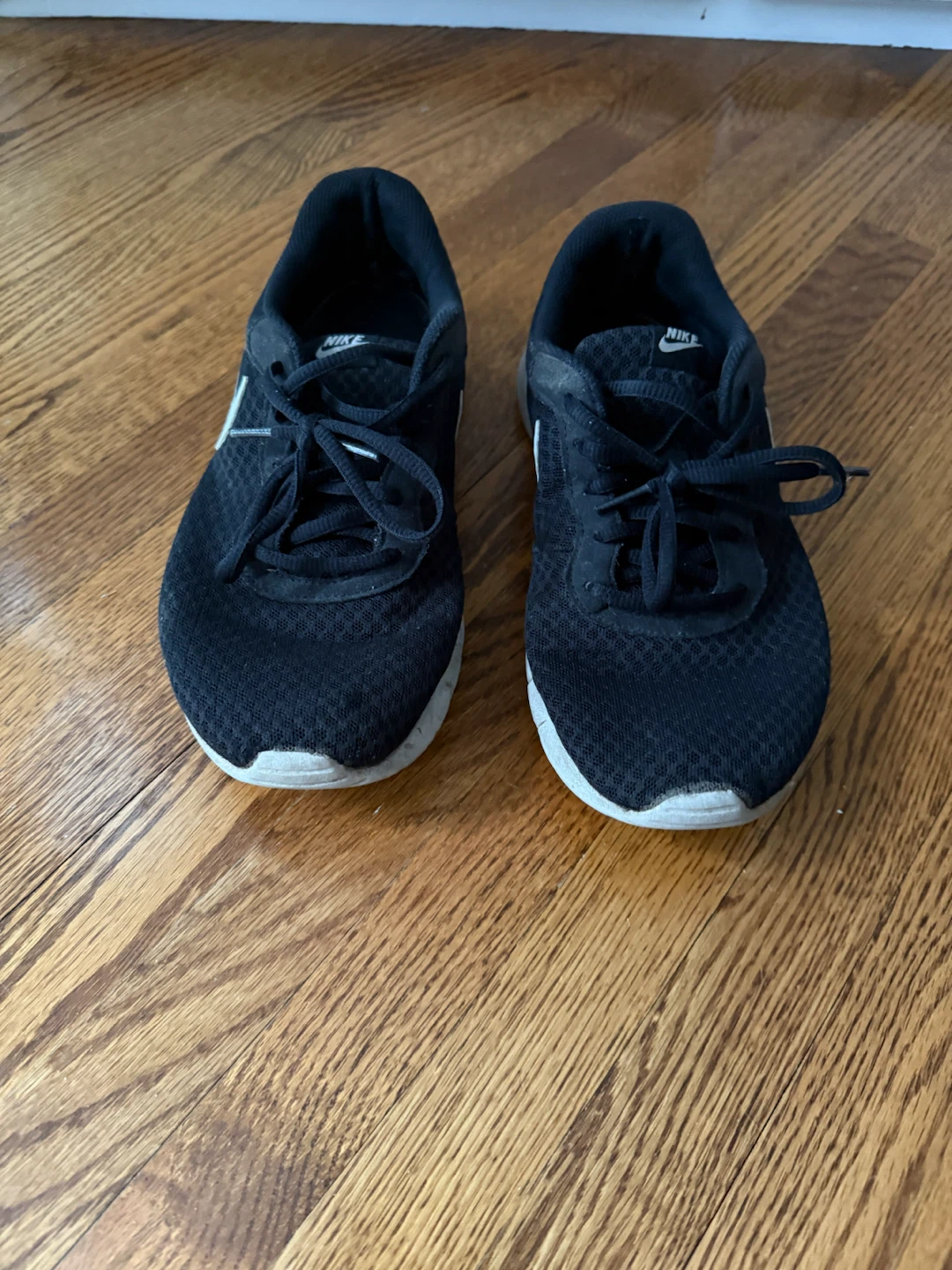 Authentic “Nike” Running Shoes - Youth Size 6.5Y - photo 2