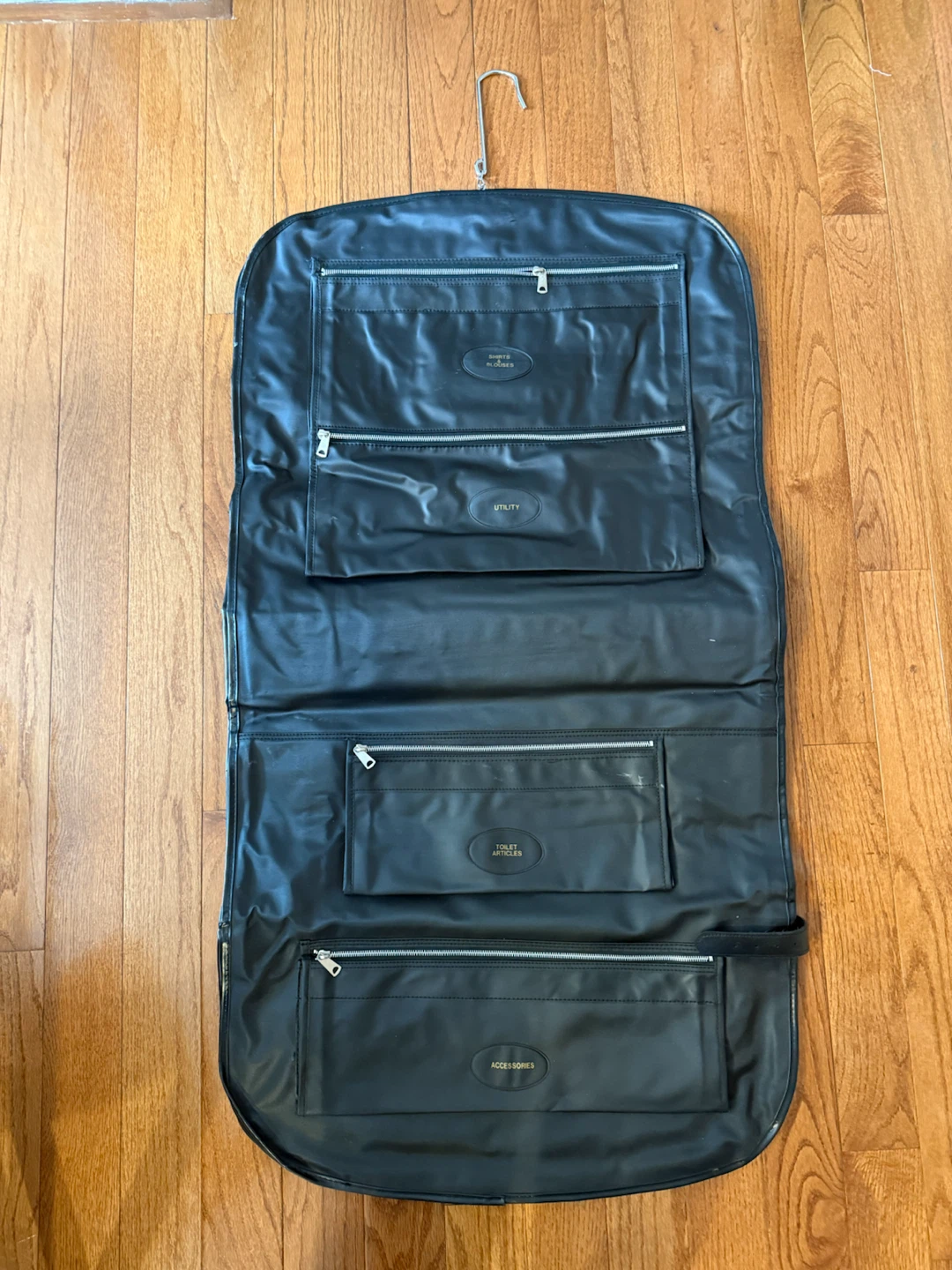 Garment Bag in Perfect Condition - photo 3