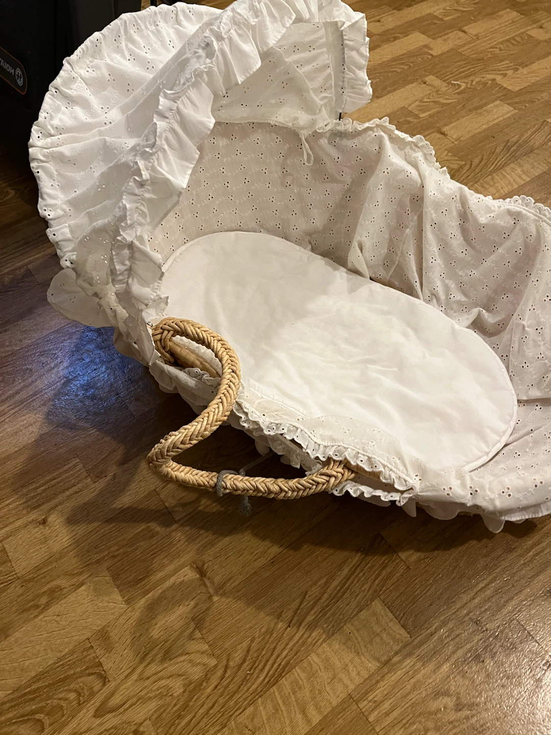 White Moses Basket Bassinet - photo 3