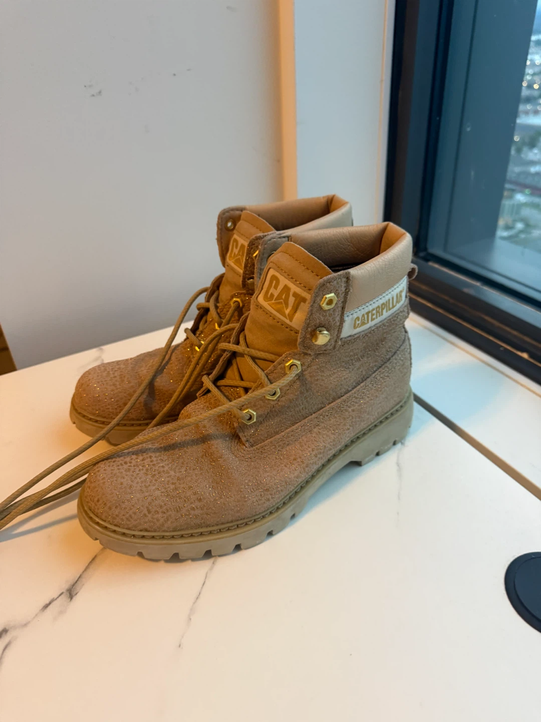 CAT Boots Tan Suede Women 8