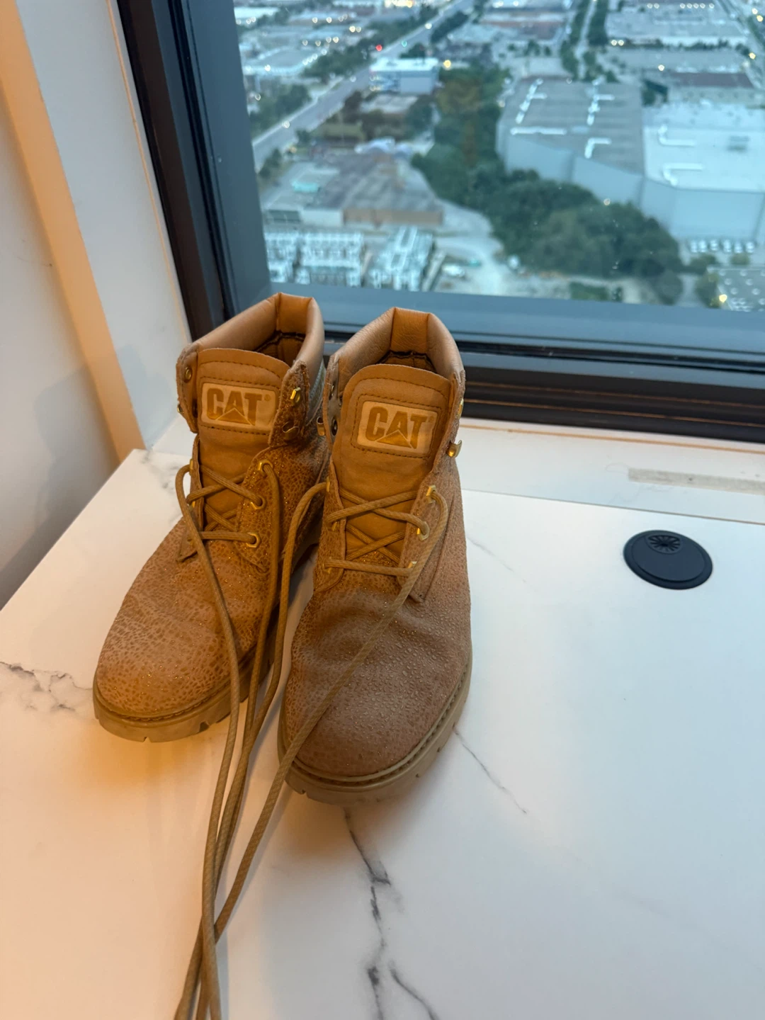 CAT Boots Tan Suede Women 8 - photo 2