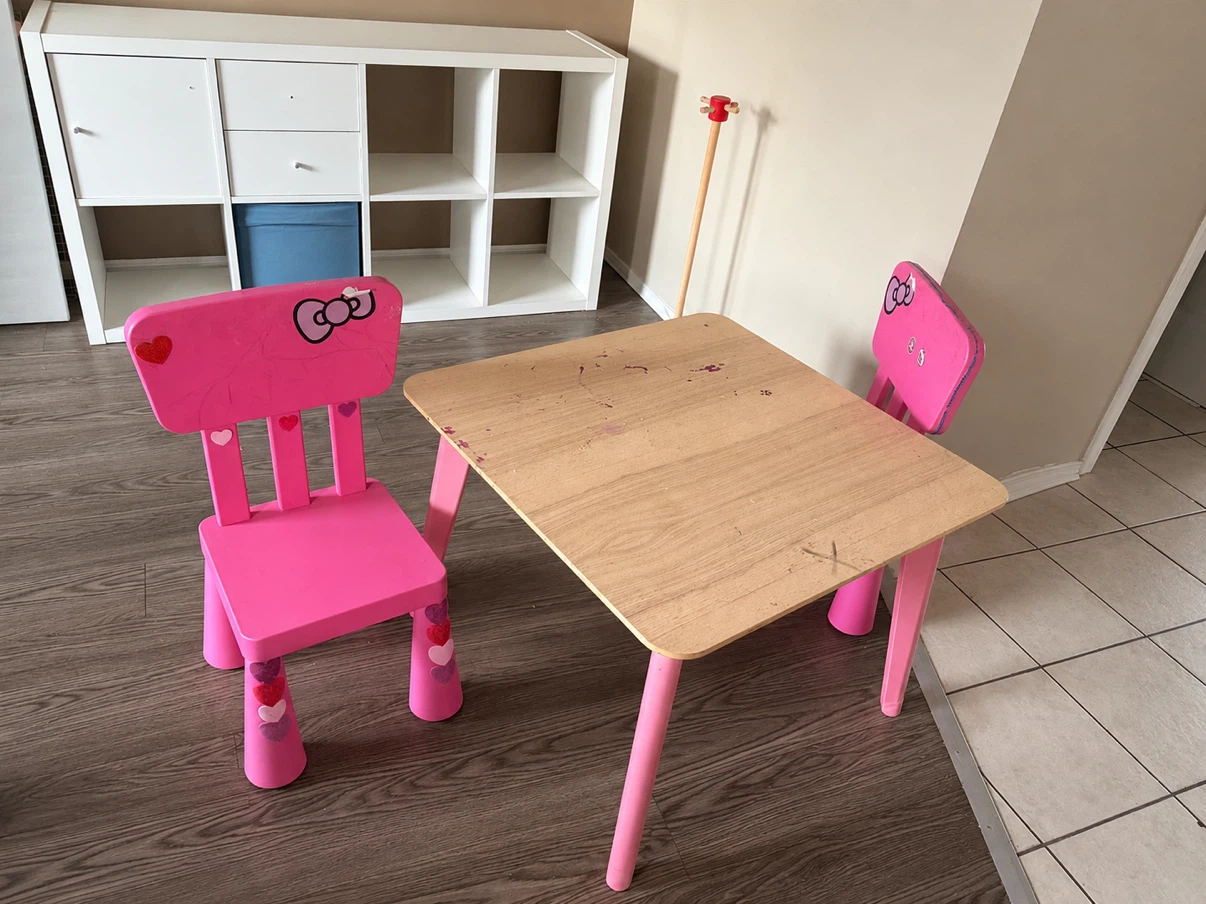 Kids Table