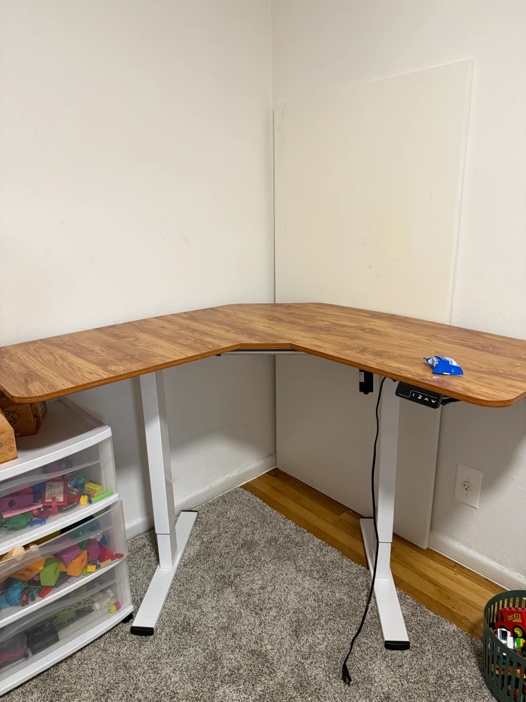 FEZIBO L-shaped Standing Desk