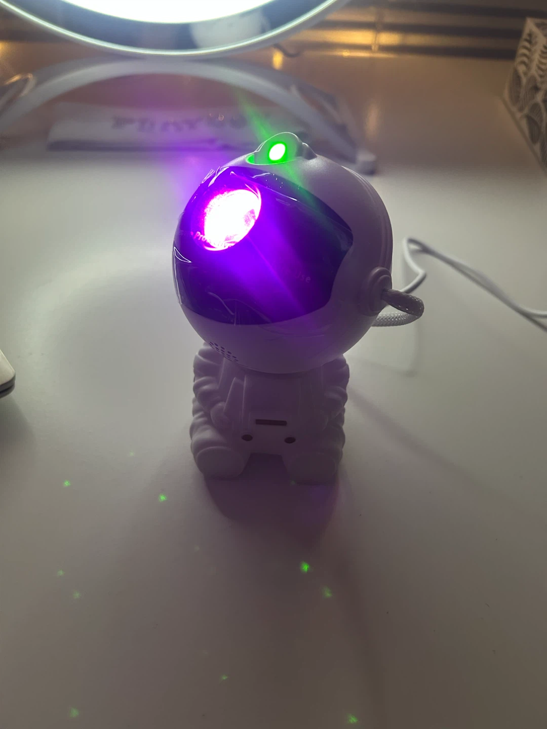 Astronaut projector - photo 2
