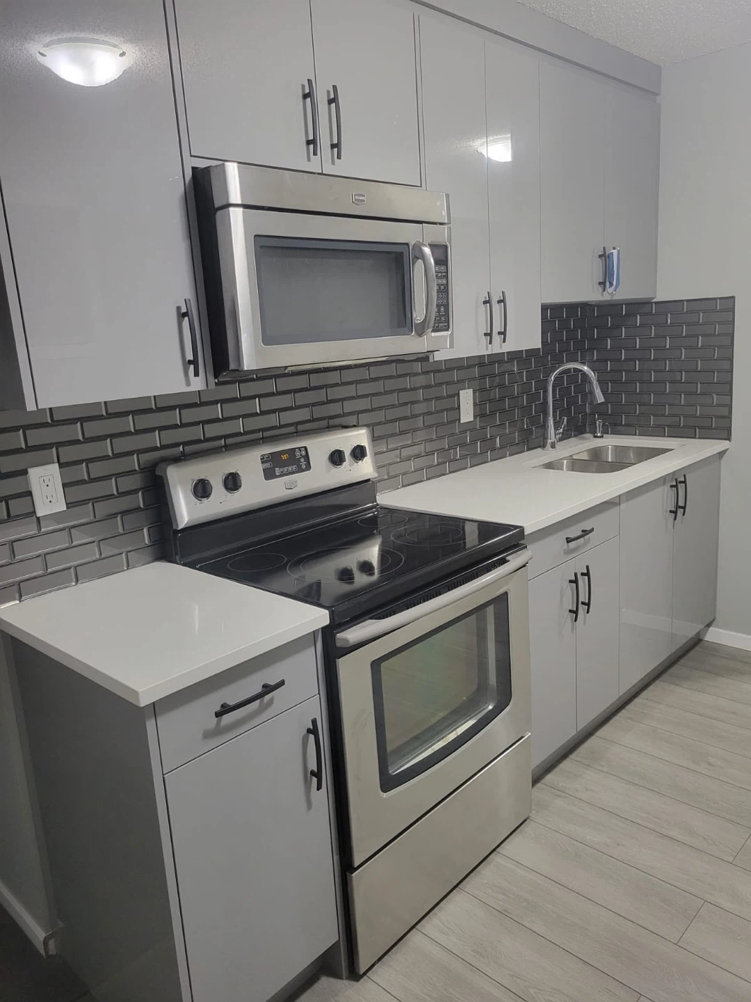 2 bedroom basement for rent - photo 2