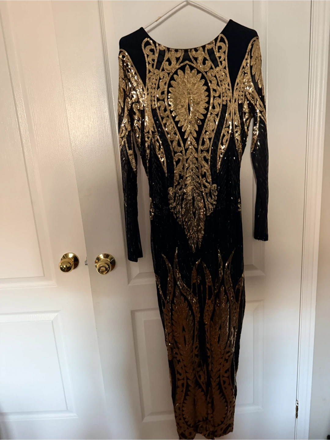 Black sequin dress with gold embellishments - photo 3