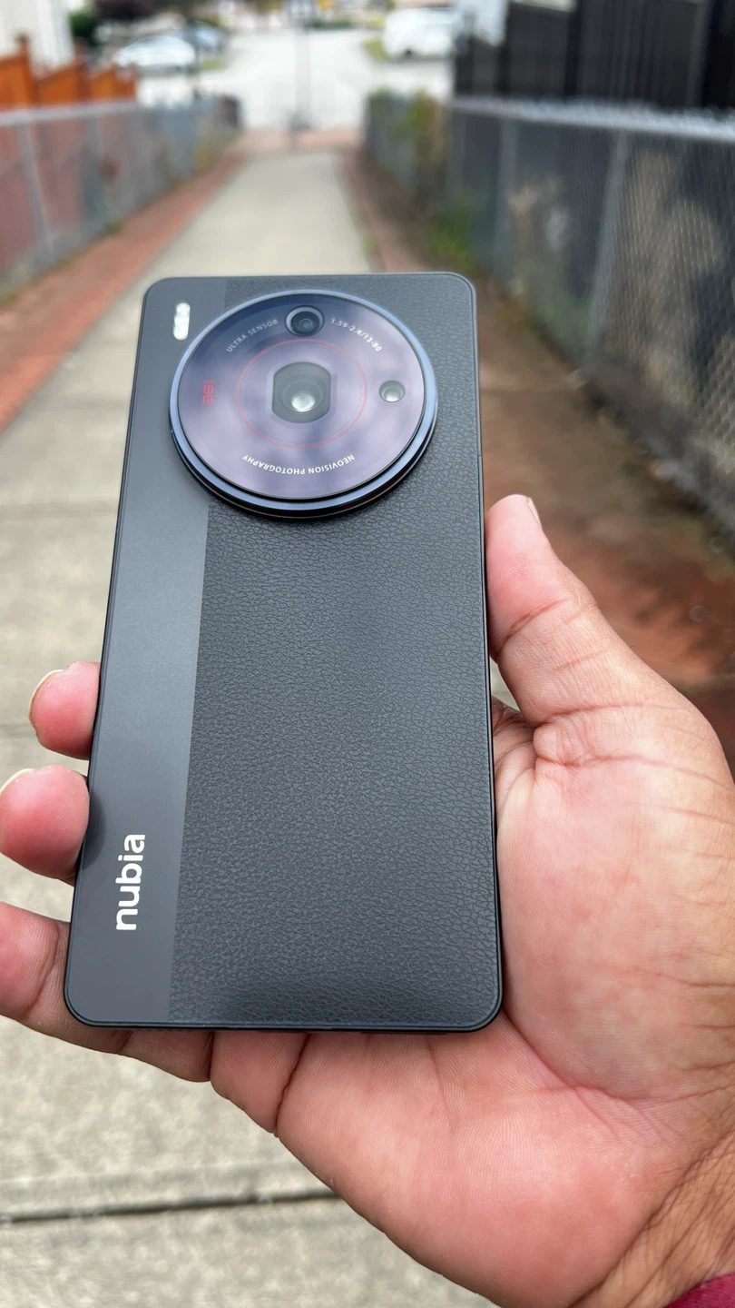 Nubia Z50S PRO 1TB SMARTPHONE KNOWNS AS “DSLR KILLER”