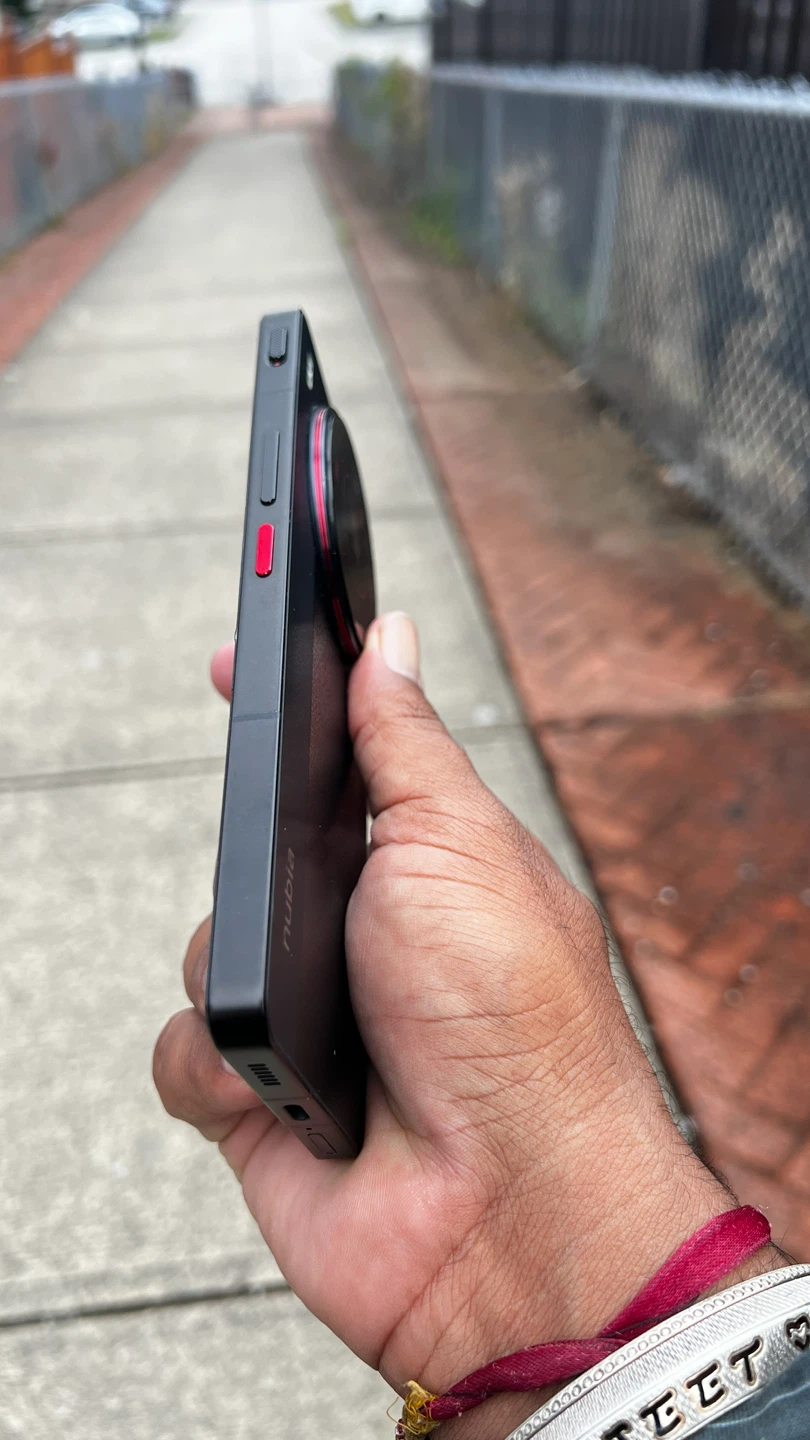 Nubia Z50S PRO 1TB SMARTPHONE KNOWNS AS “DSLR KILLER” - photo 4