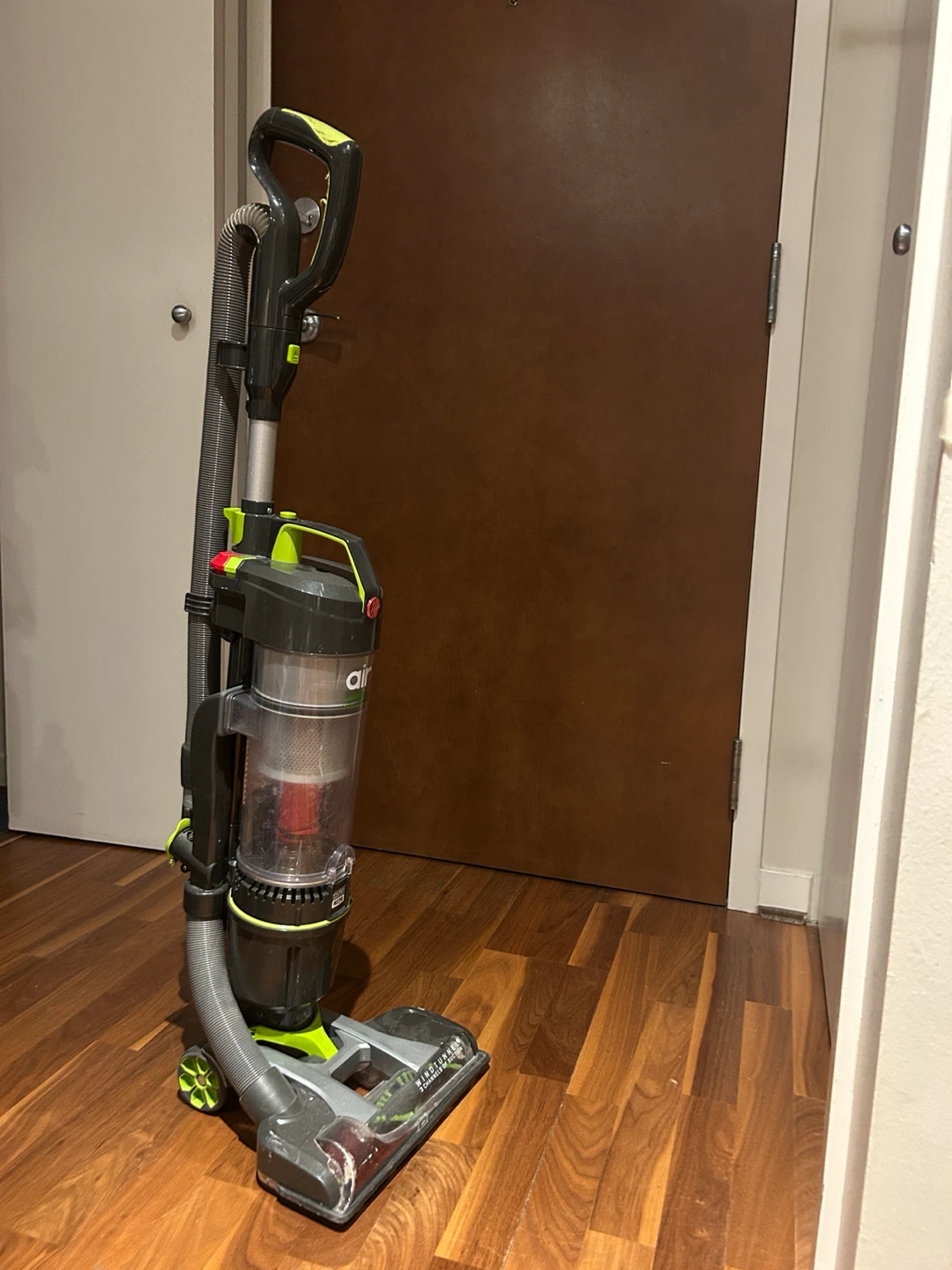Hoover Windtunnel Air Bagless Vacuum Cleaner - photo 4