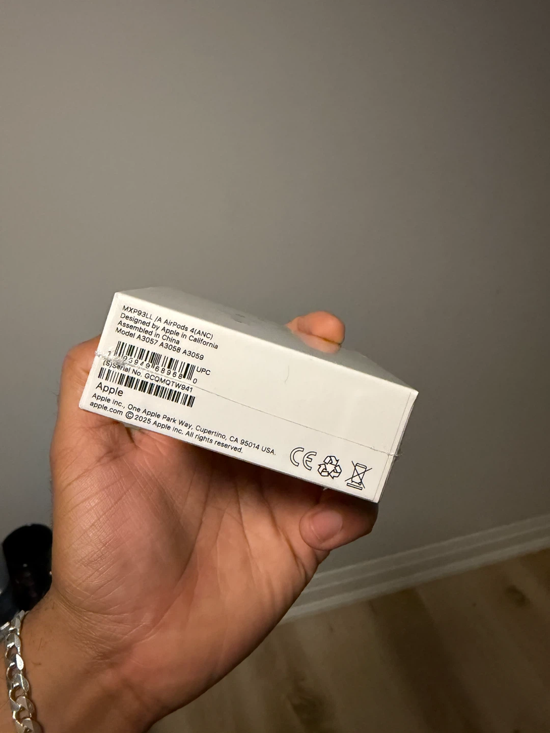 Apple AirPods 4 with Active Noise Cancellation - photo 2