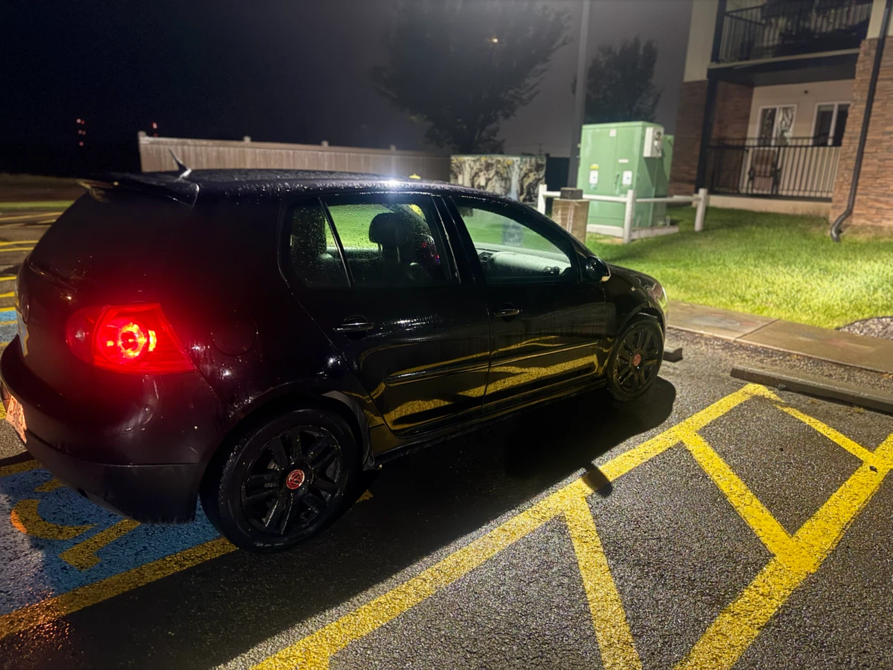 Black Volkswagen Golf GTI - photo 3
