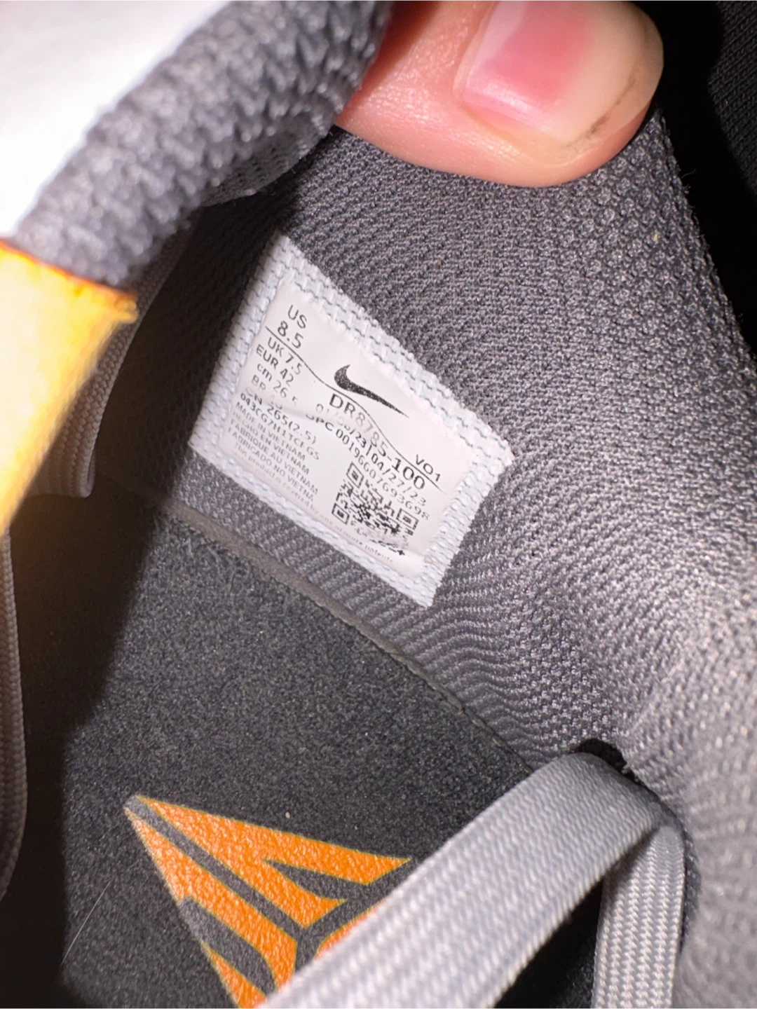 Nike Shoes - photo 3