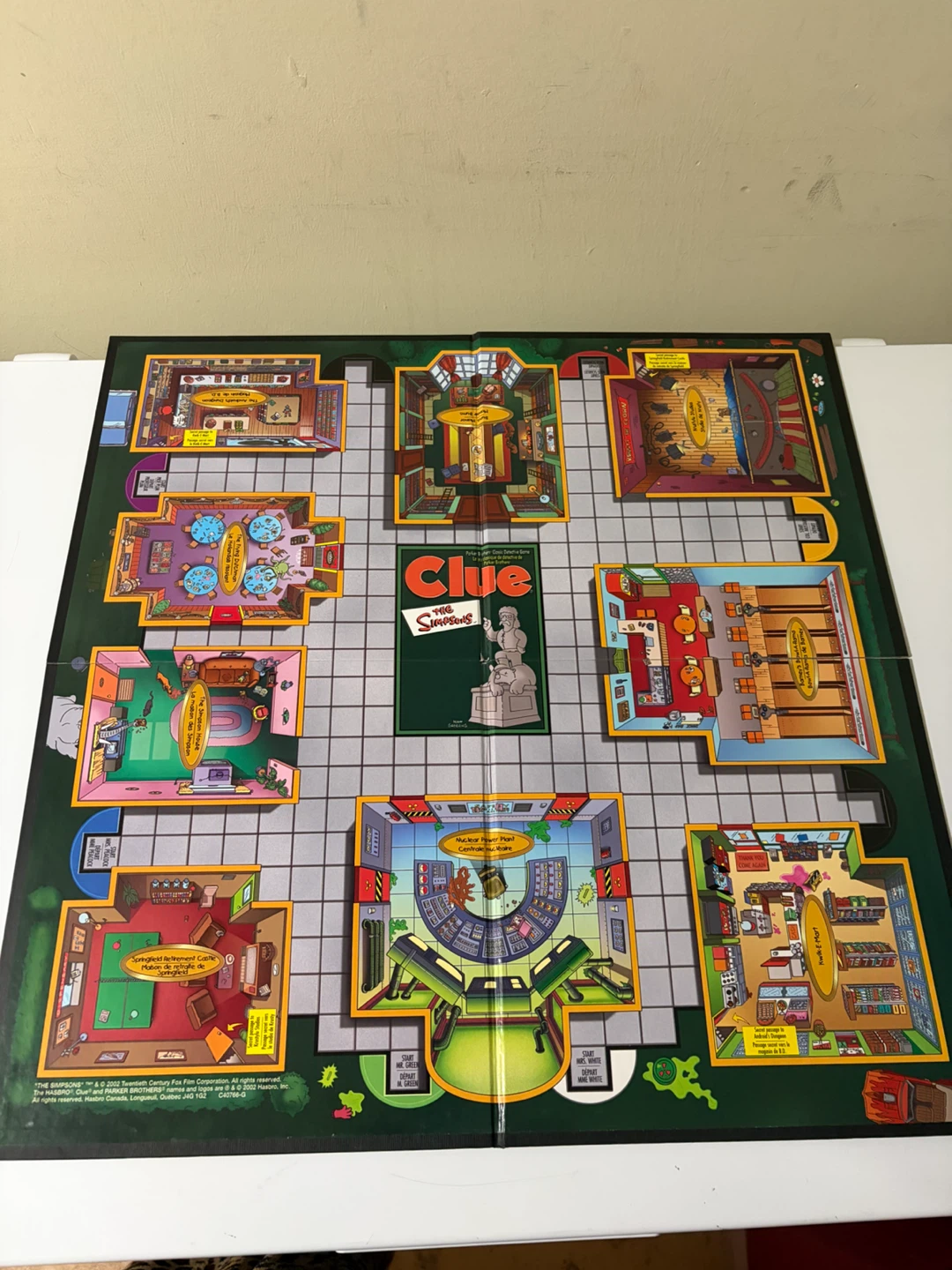 THE SIMPSONS CLUE board game - photo 5