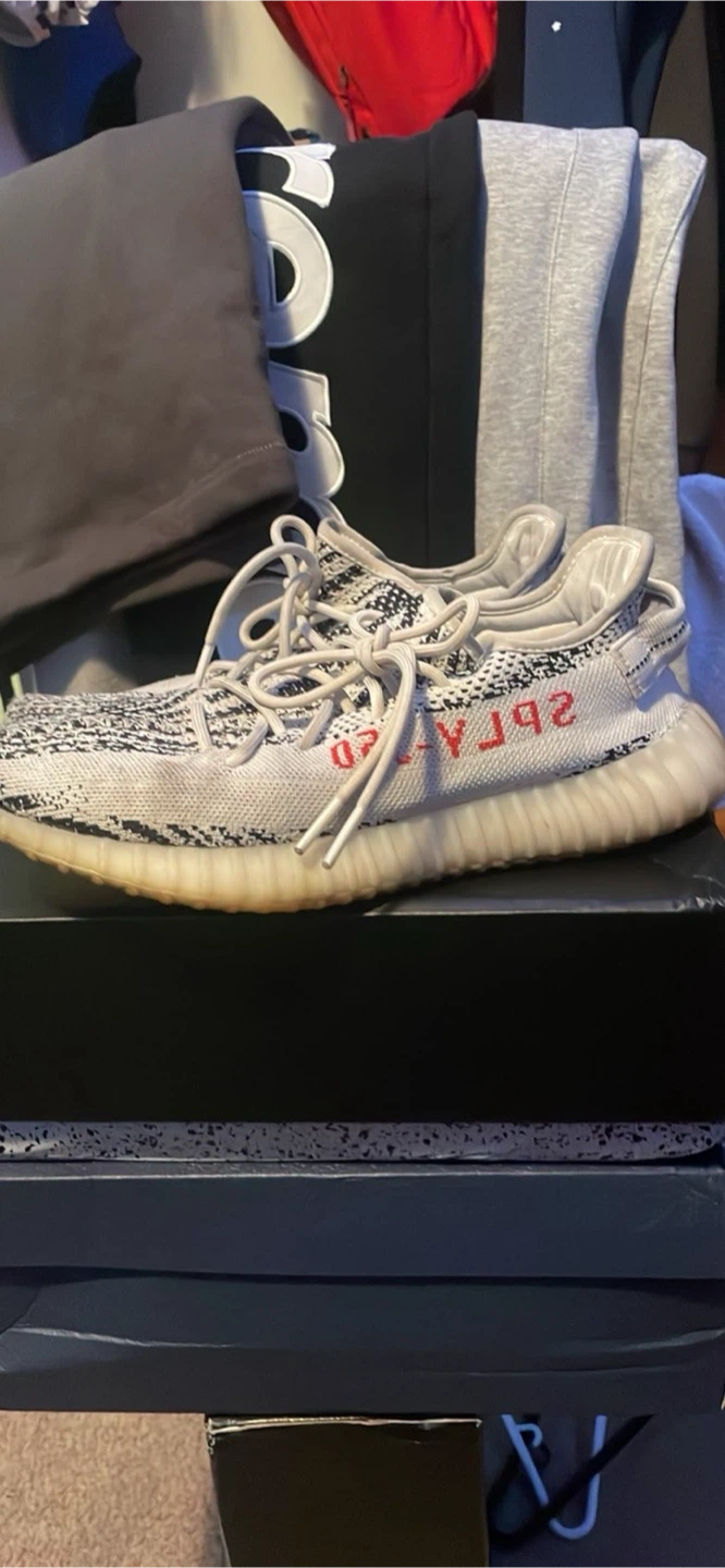 Adidas Yeezy Boost 350 V2 "Zebra" - photo 2