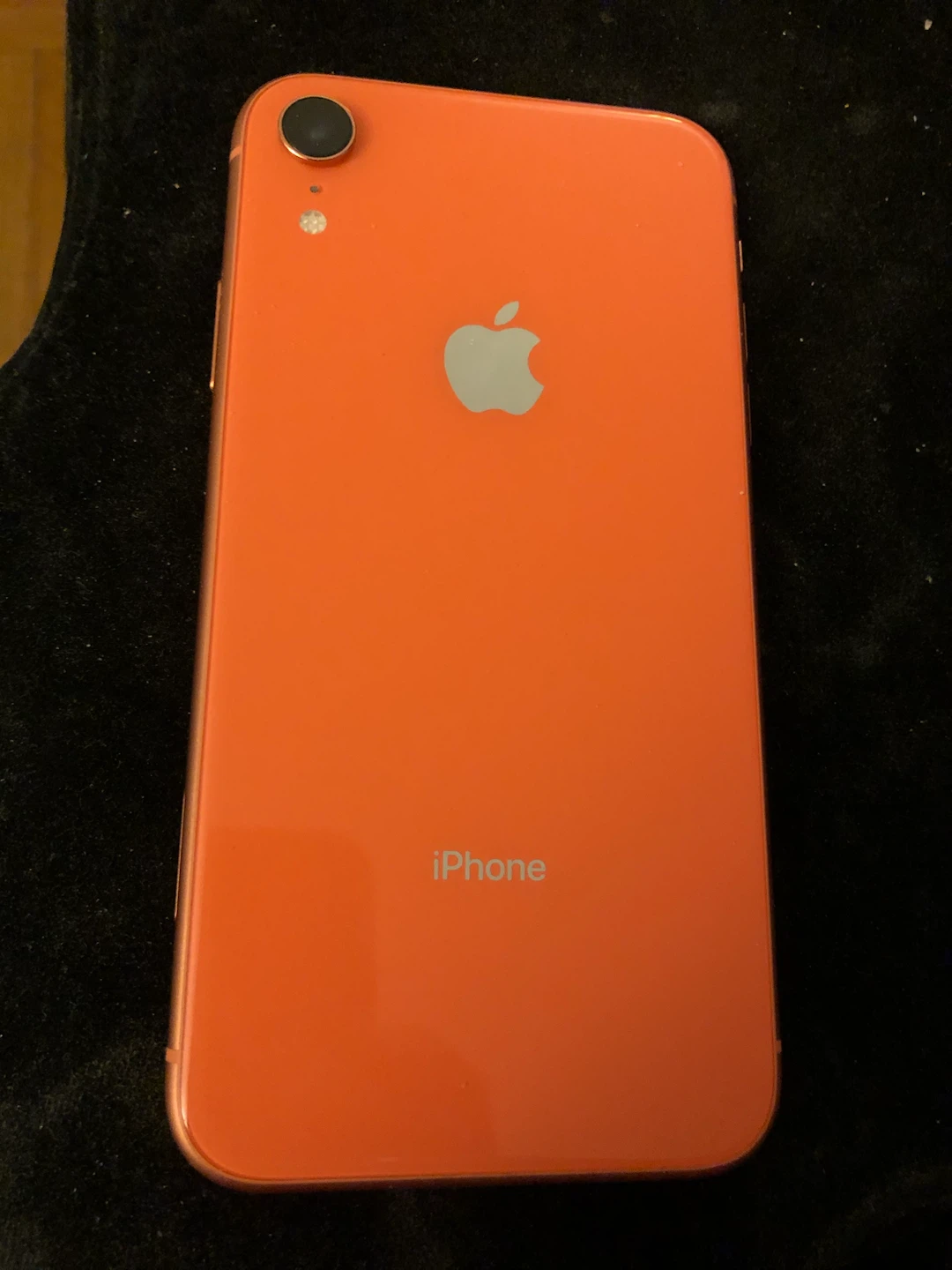 Apple iPhone XR - Coral - photo 2
