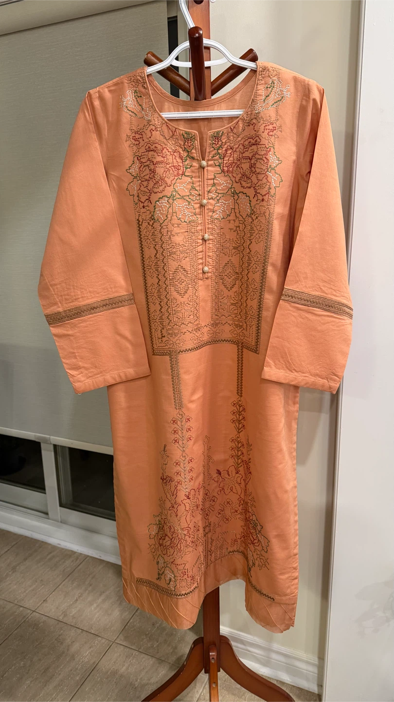 Peach Embroidered 3-Piece Outfit - photo 3