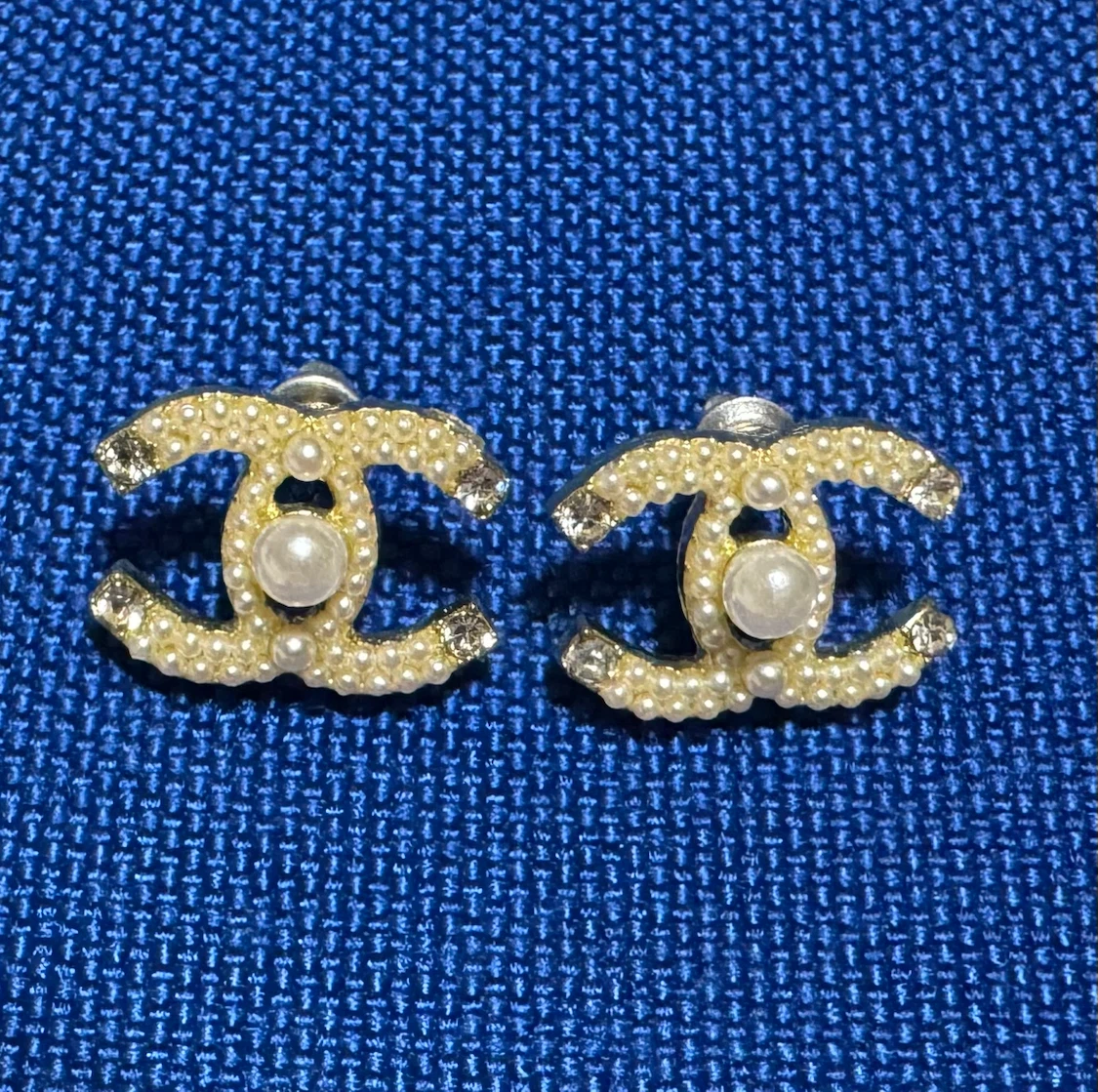 CC Stud Earrings with Pearls and Crystals - photo 2