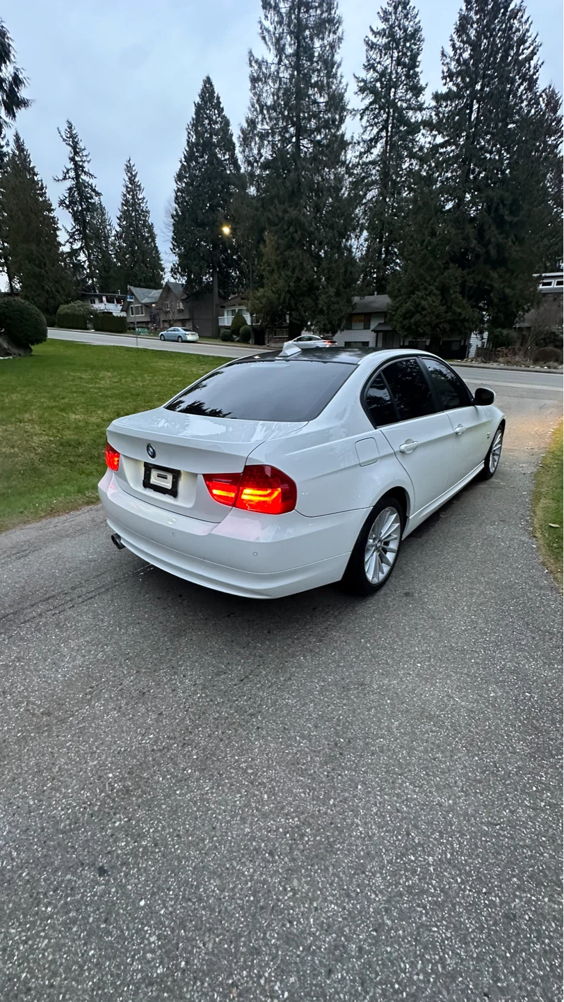 White BMW Sedan - photo 3