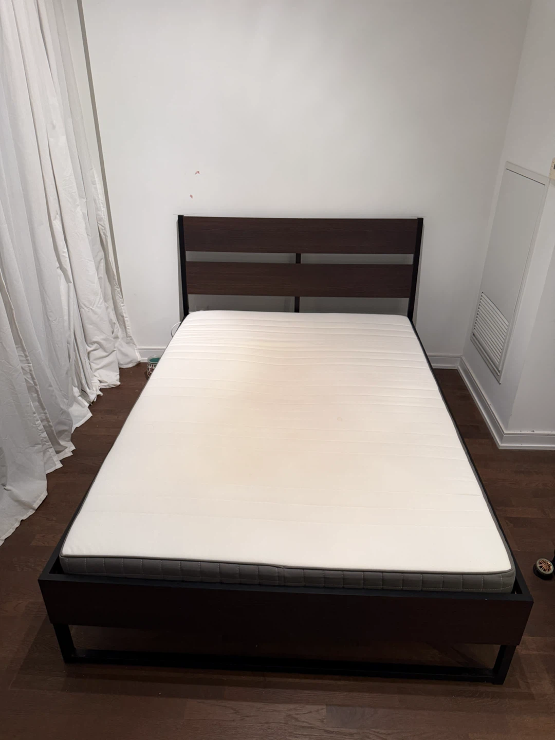 Only Mattress* double size(pick up on Monday AUG 3 around noon)