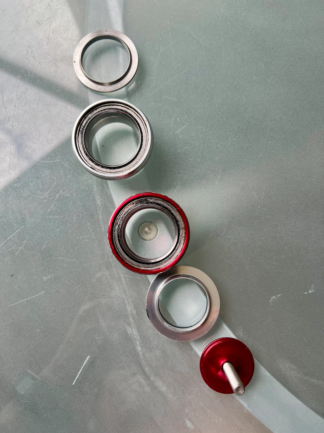 CHRIS KING Headset NoThreadset 1//8 red silver COMPLETE - photo 3