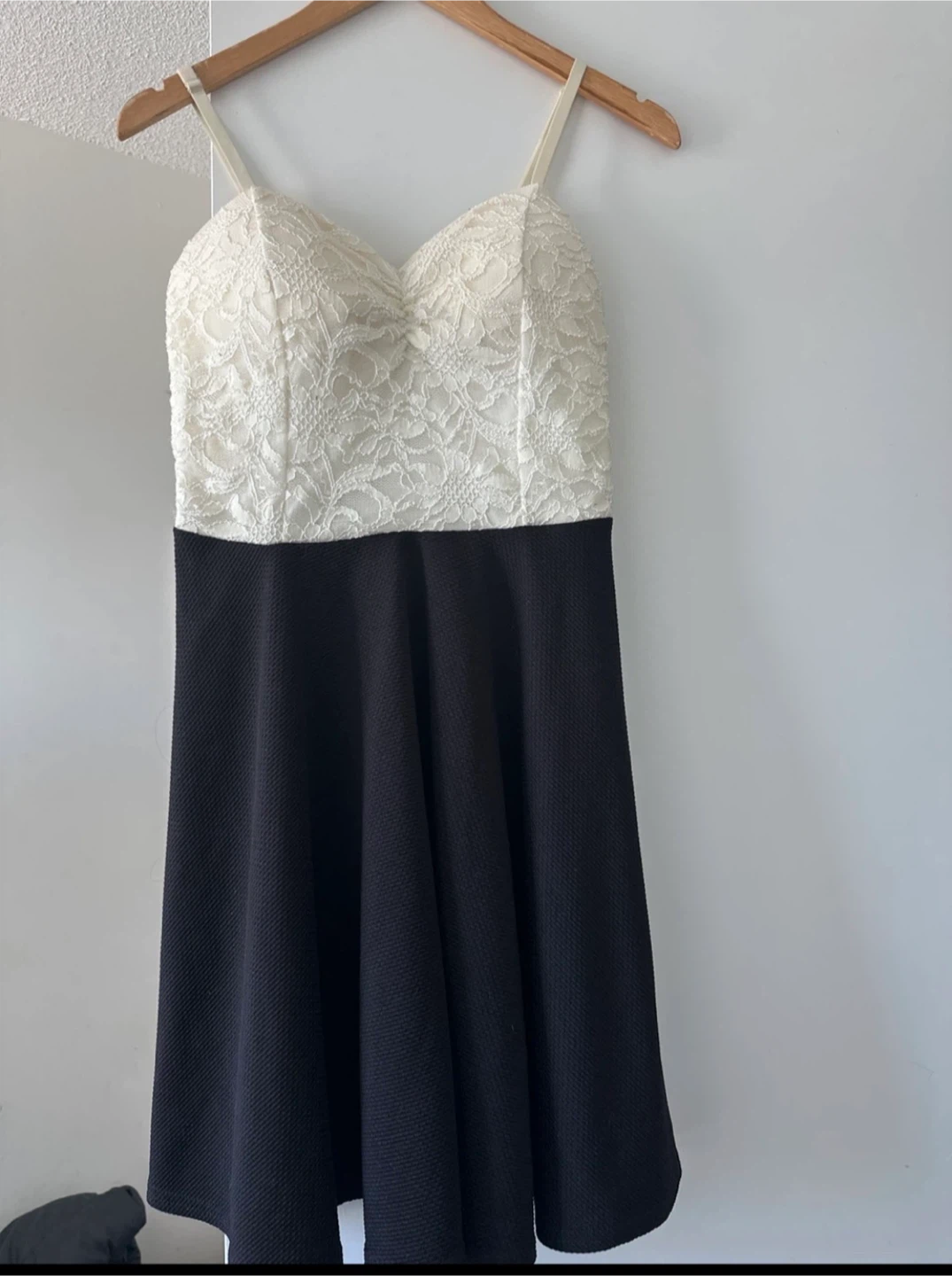 Women's Black and White Lace Dress