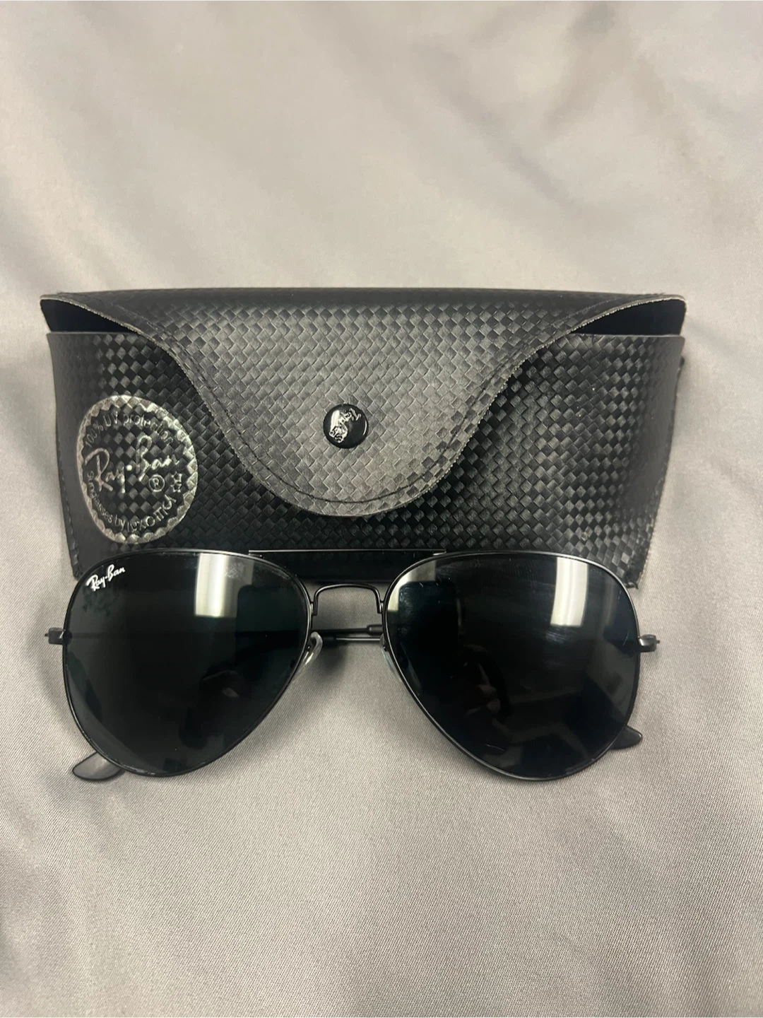 Ray-Ban Aviator Sunglasses with Case