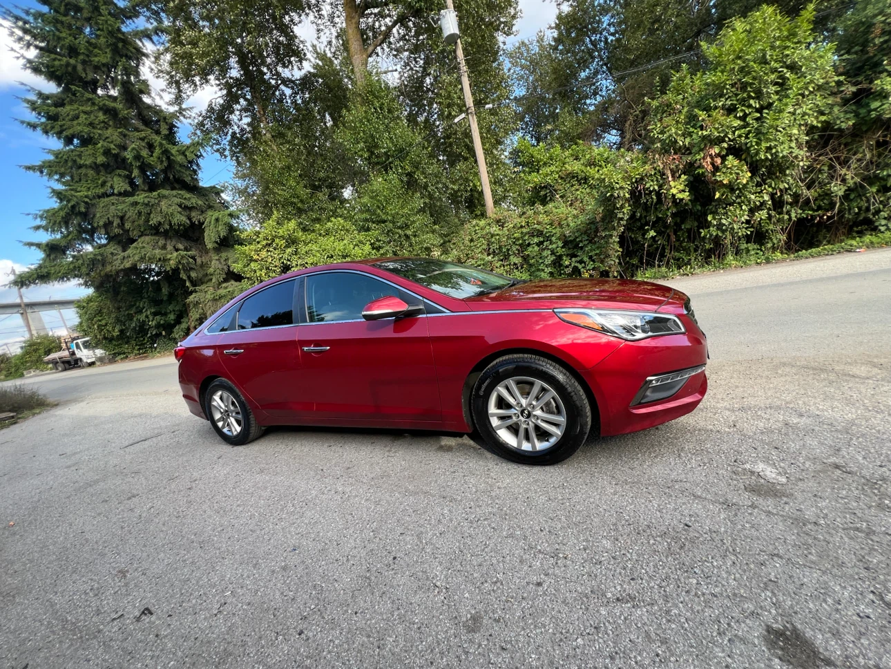 Hyundai Sonata Sedan - burgundy