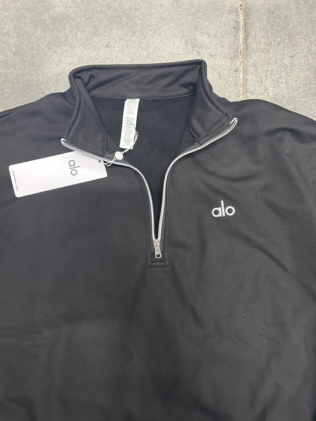 Alo Yoga Black Zip Sweatshirt & Jogger Set - photo 3