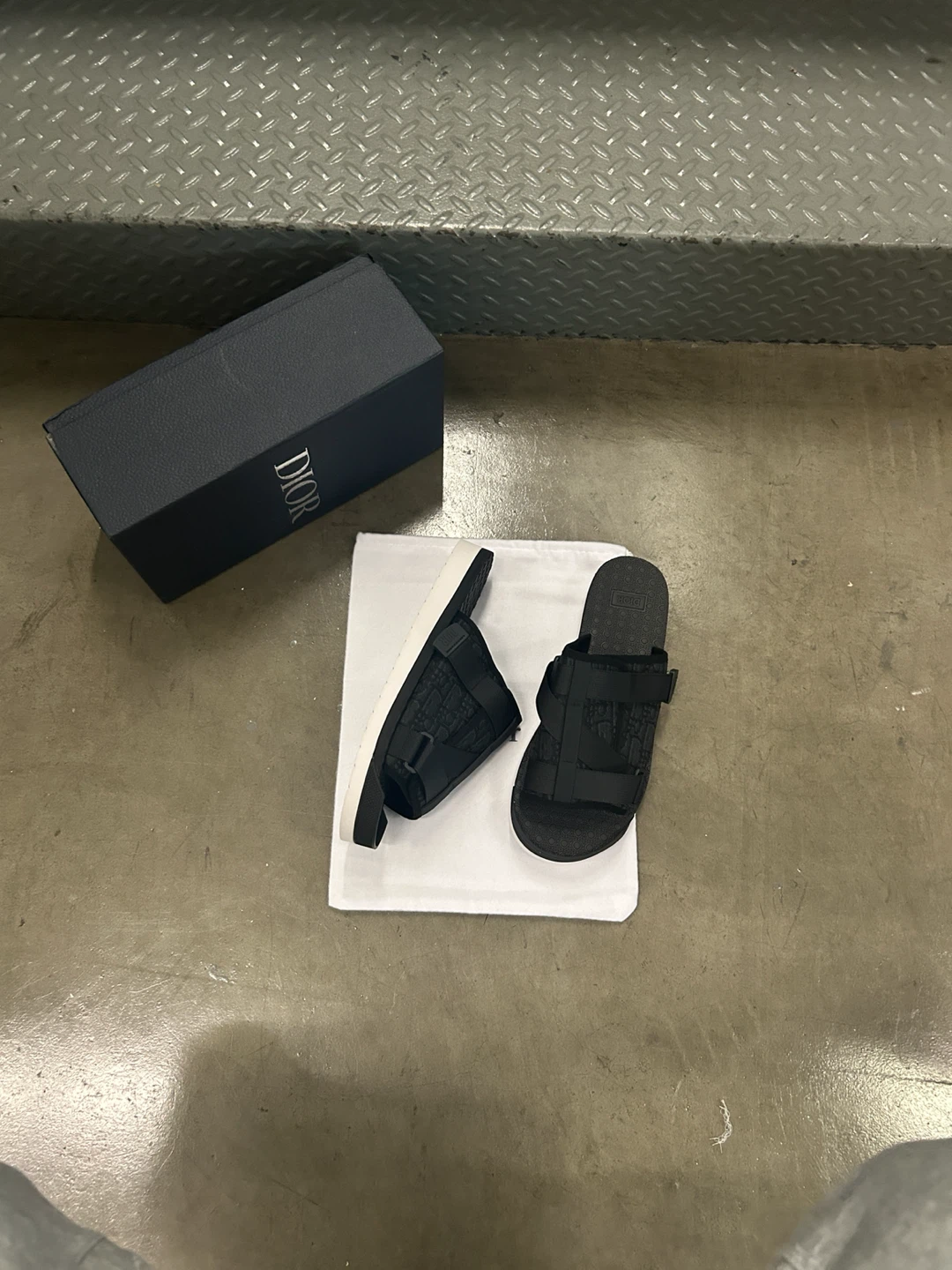 Dior Black Sandals Size 44 - photo 2