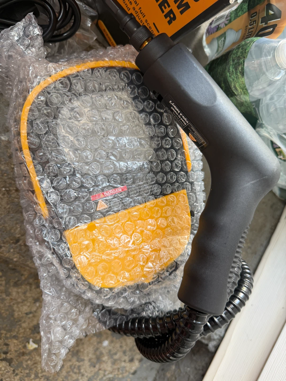 Gautye Handheld Steam Cleaner - photo 2