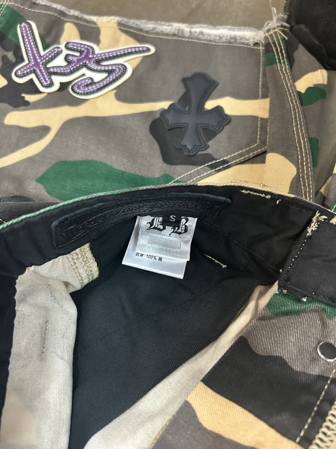 Chrome Hearts Camo Shorts - photo 5