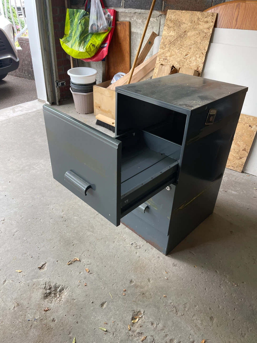 Grey 2-Drawer Metal Filing Cabinet - photo 2