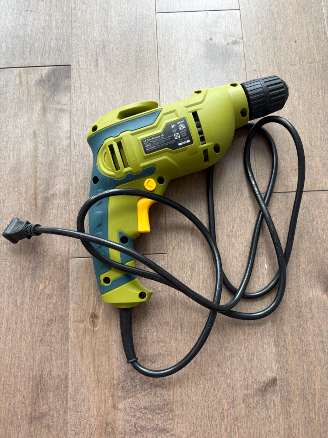 RADLEY 3/8" 4 Amp Variable Speed Reversing Corded Drill
