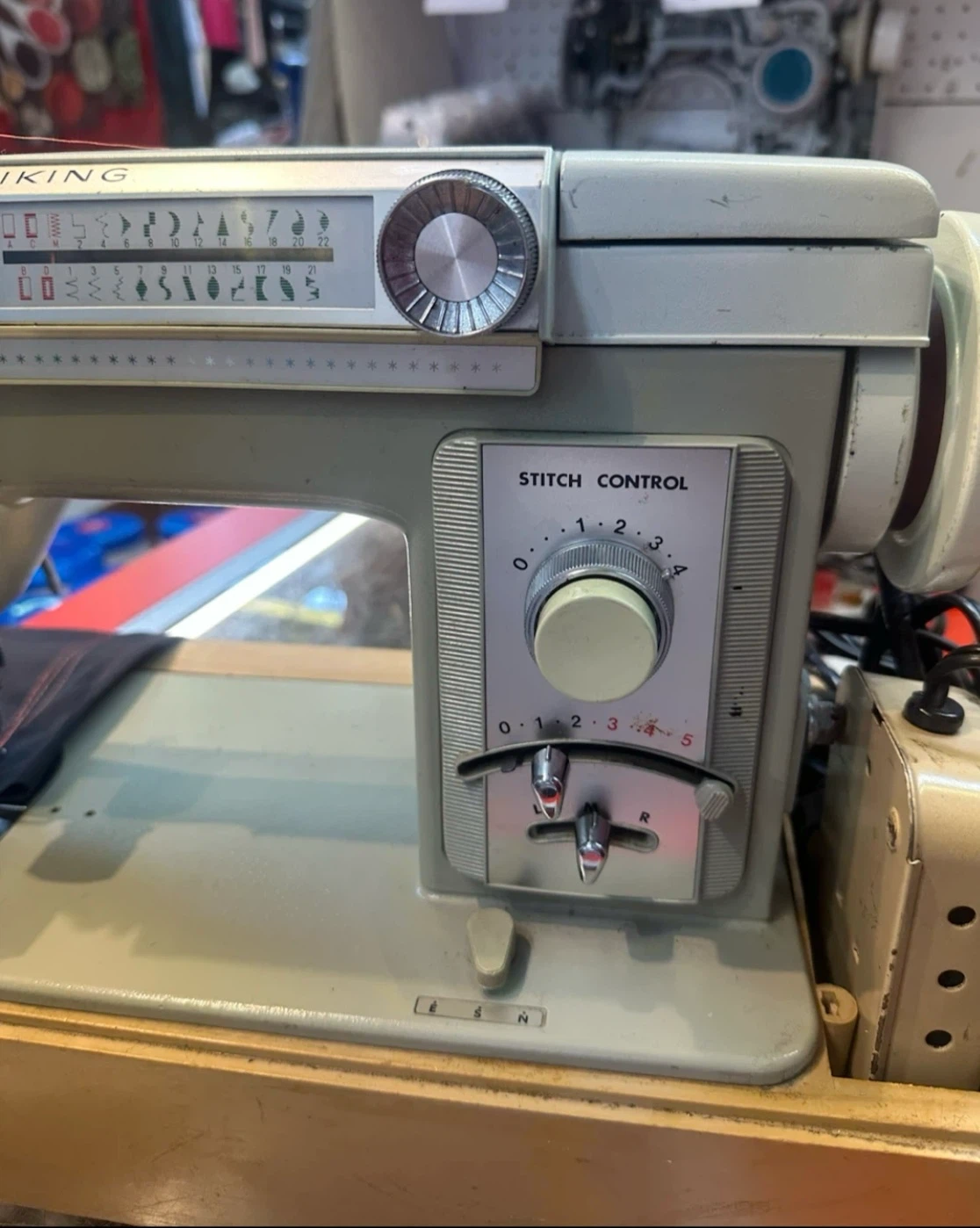 Viking Sewing Machine - photo 2