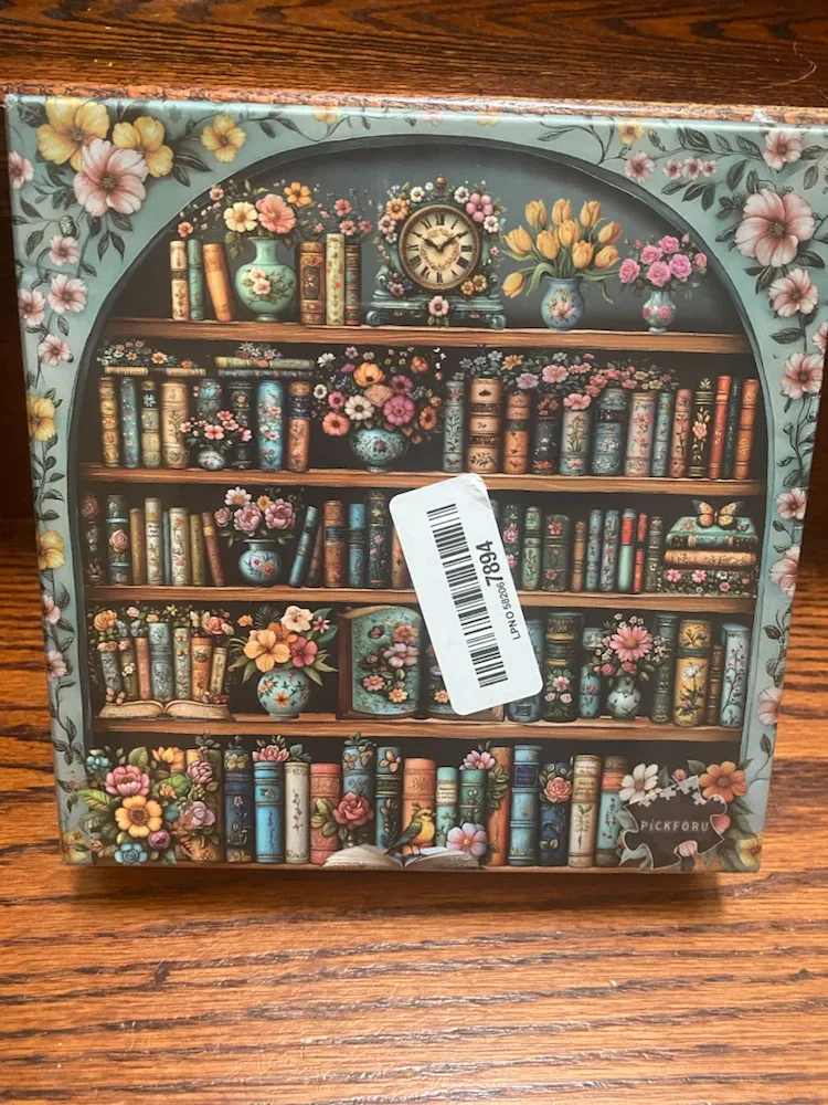PICKFORU 1000 Piece Vintage Bookshelf Jigsaw Puzzle