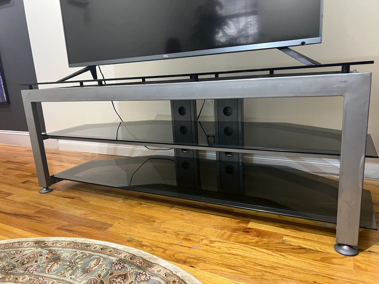 TV stand - photo 2
