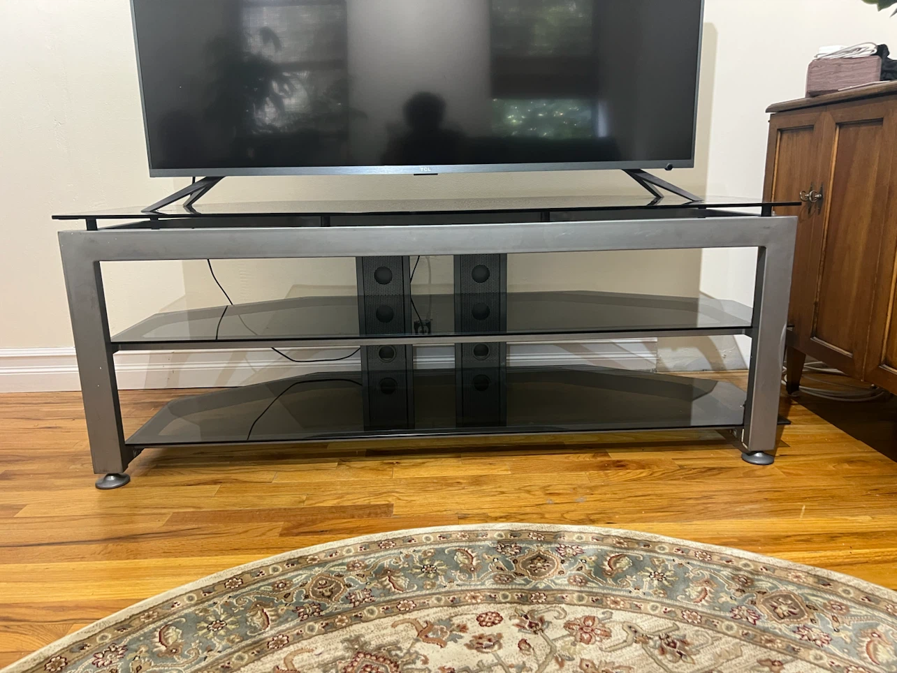 TV stand - photo 4