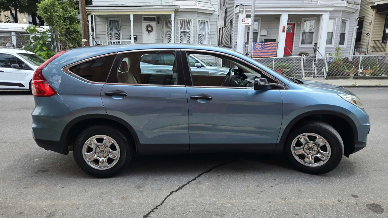 2015 Honda CR-V LX SPORT UTILITY 4D - photo 2