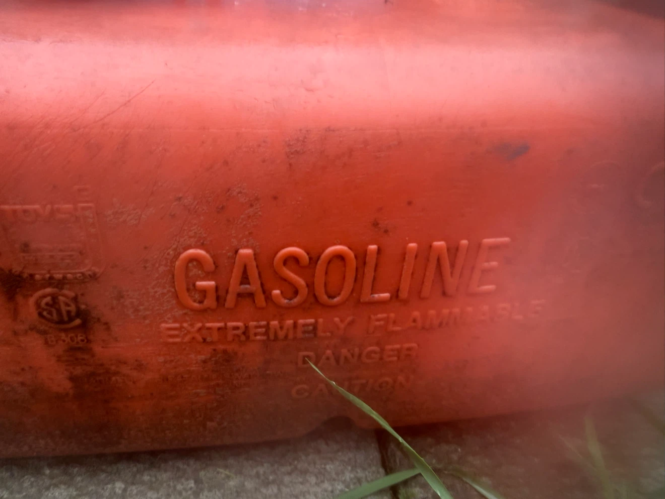 Quicksilver 6 Gallon Outboard Fuel Tank - photo 4