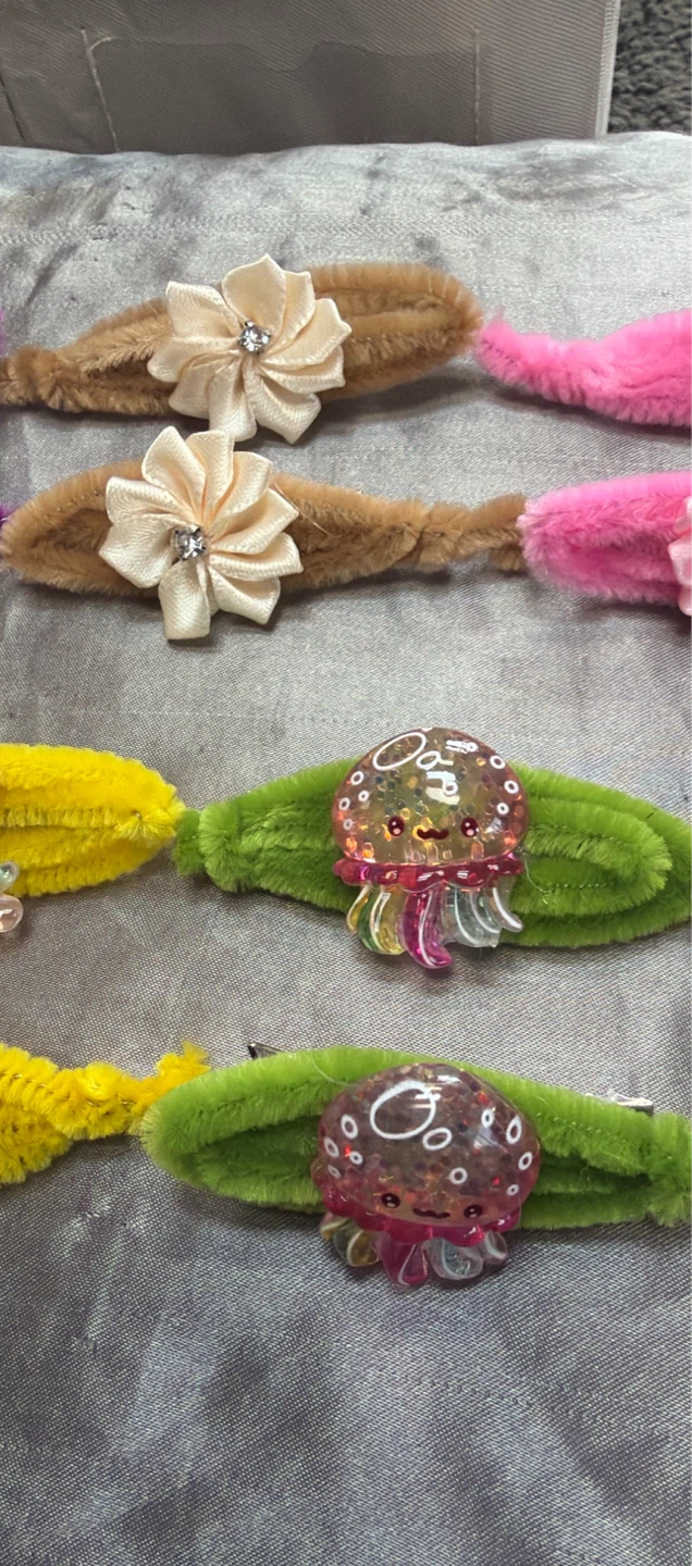 Assorted Children's Hair Clips with Charms - photo 4