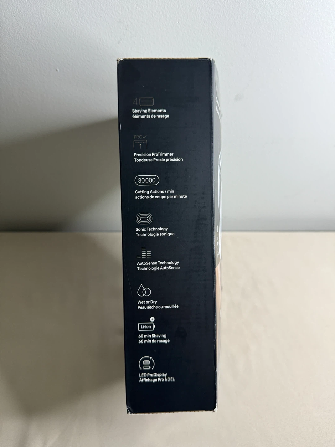 Braun Series 8 Electric Shaver - photo 2