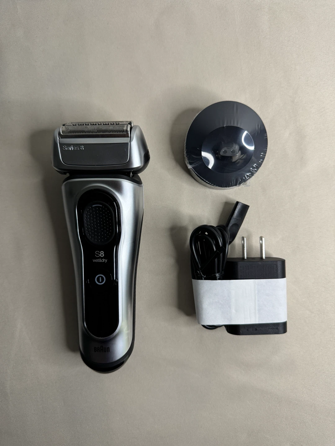 Braun Series 8 Electric Shaver - photo 5