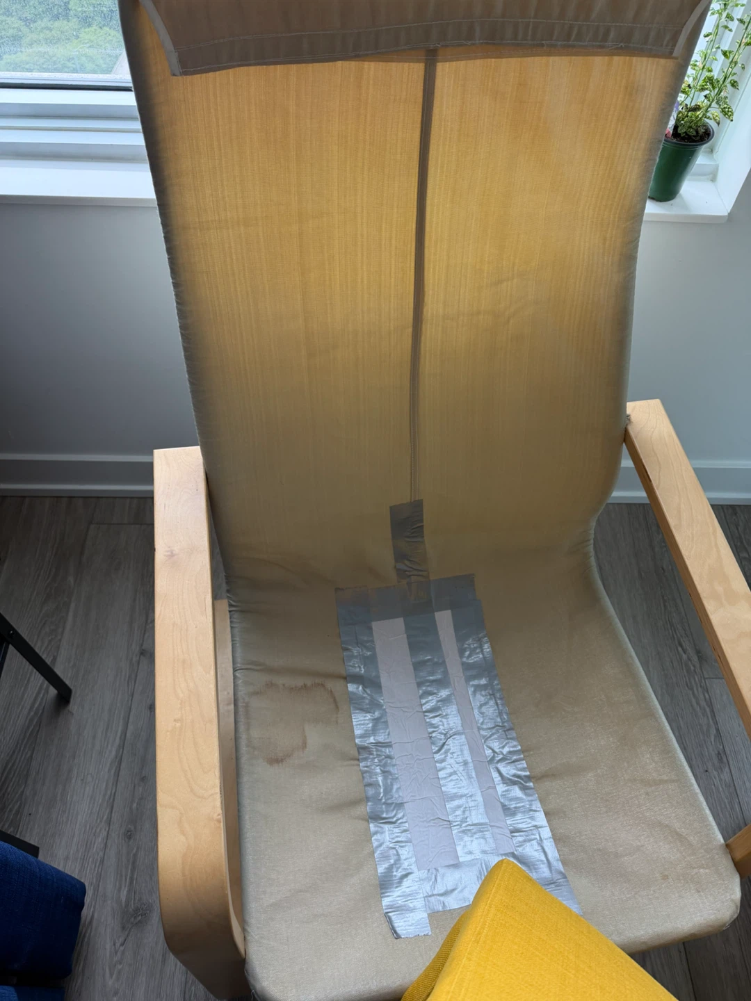IKEA Poäng Chair - Yellow Fabric - photo 4