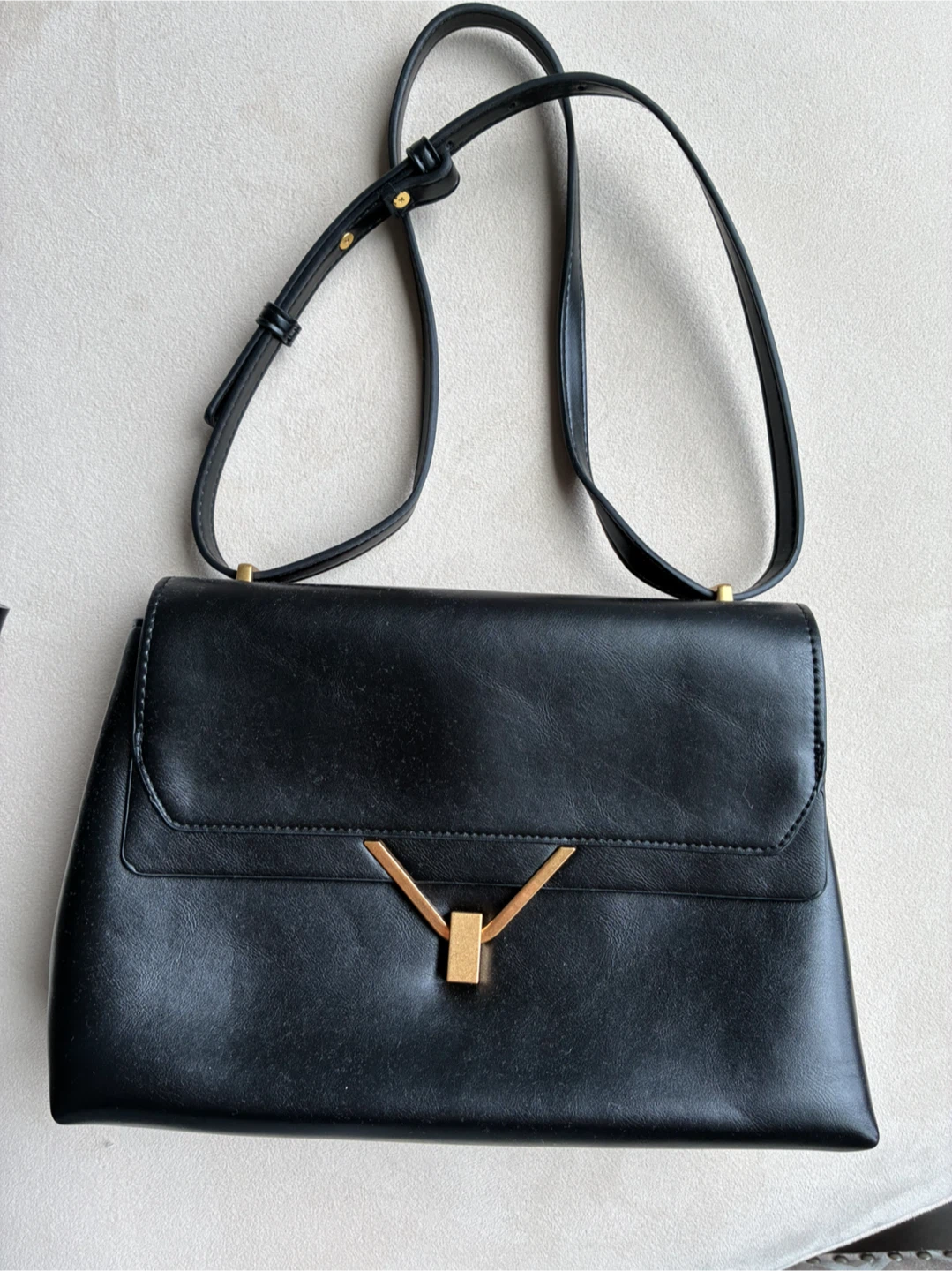 Black Mango Handbag & Sally Hansen Red nail polish