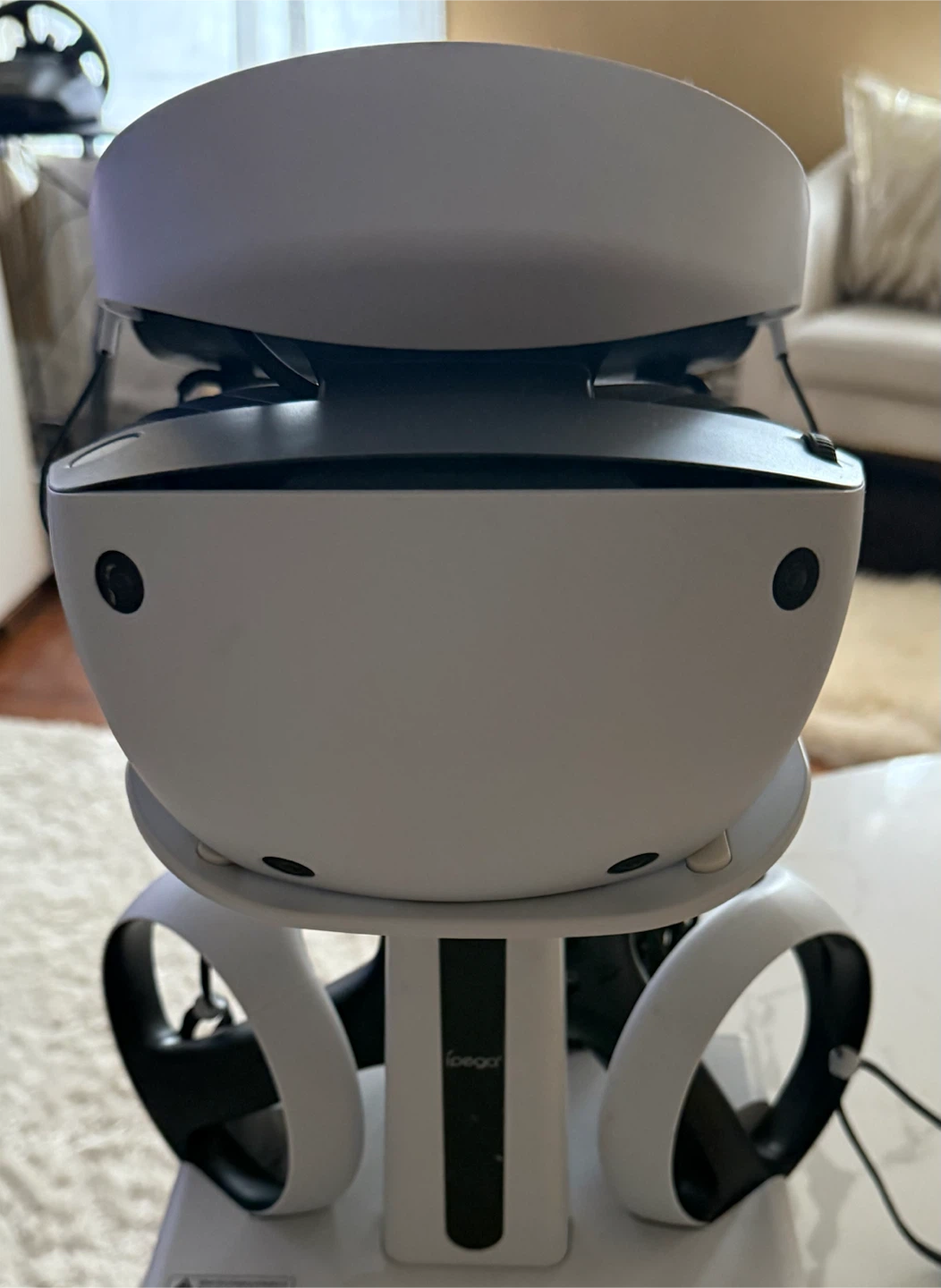 Meta Quest Pro VR Headset